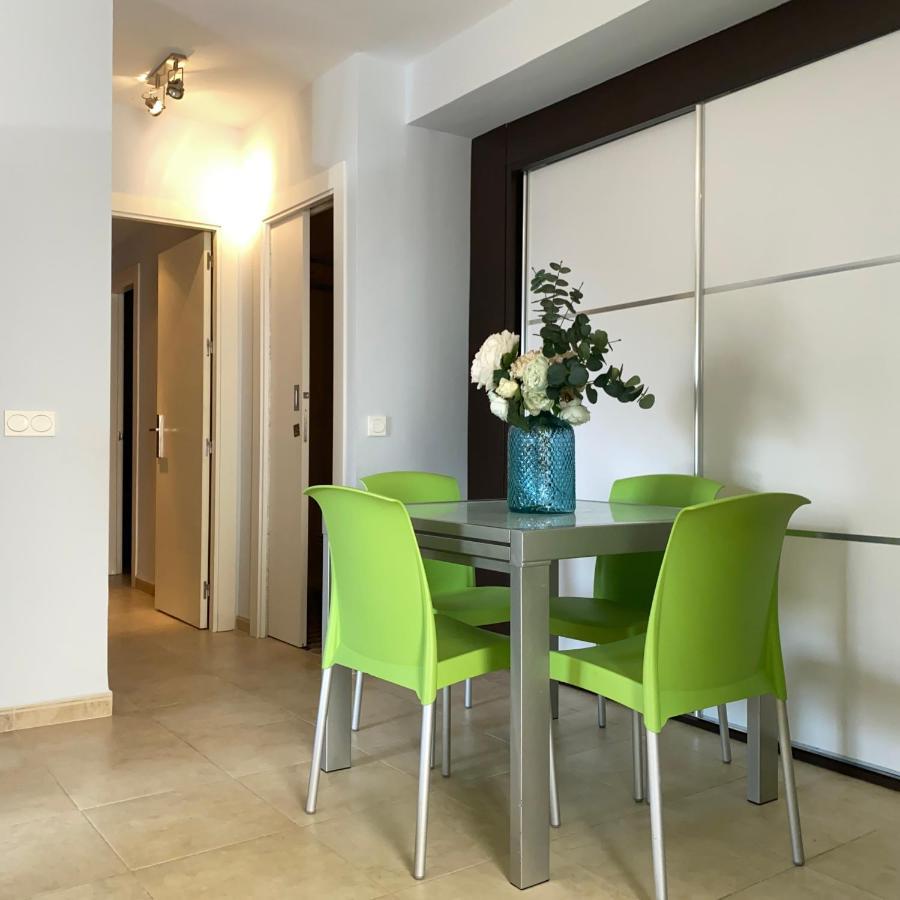 Residencial Oasis Apartment โมฮาการ์ ภายนอก รูปภาพ